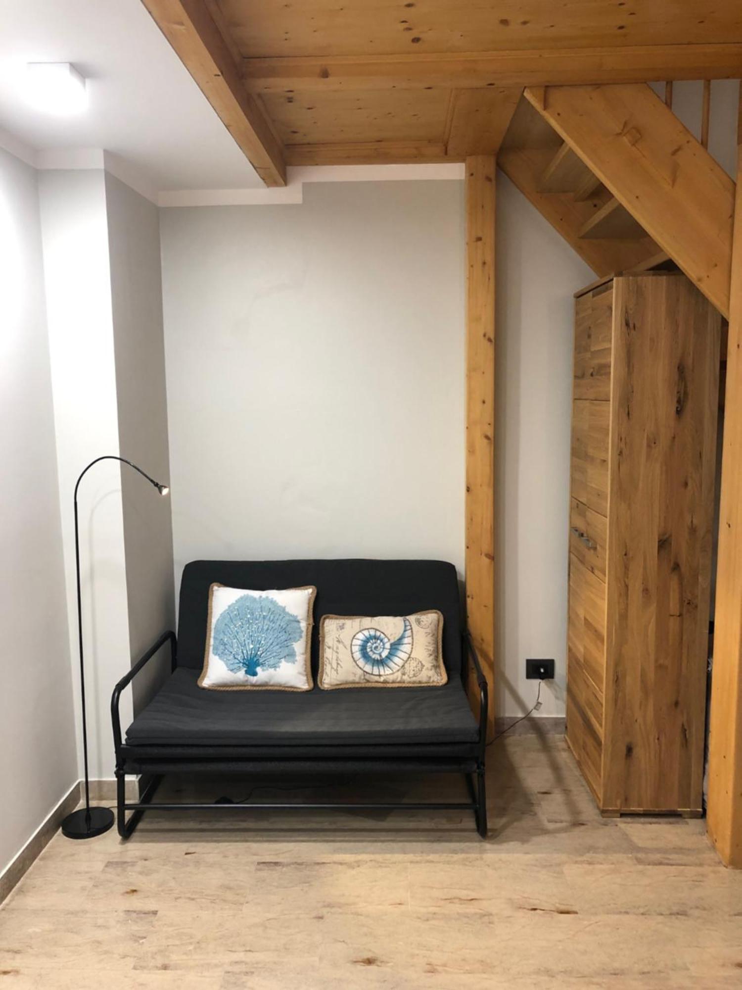 Seeblickwohnung Sirmione - Fronte Lago Mit Privatsteg Екстериор снимка
