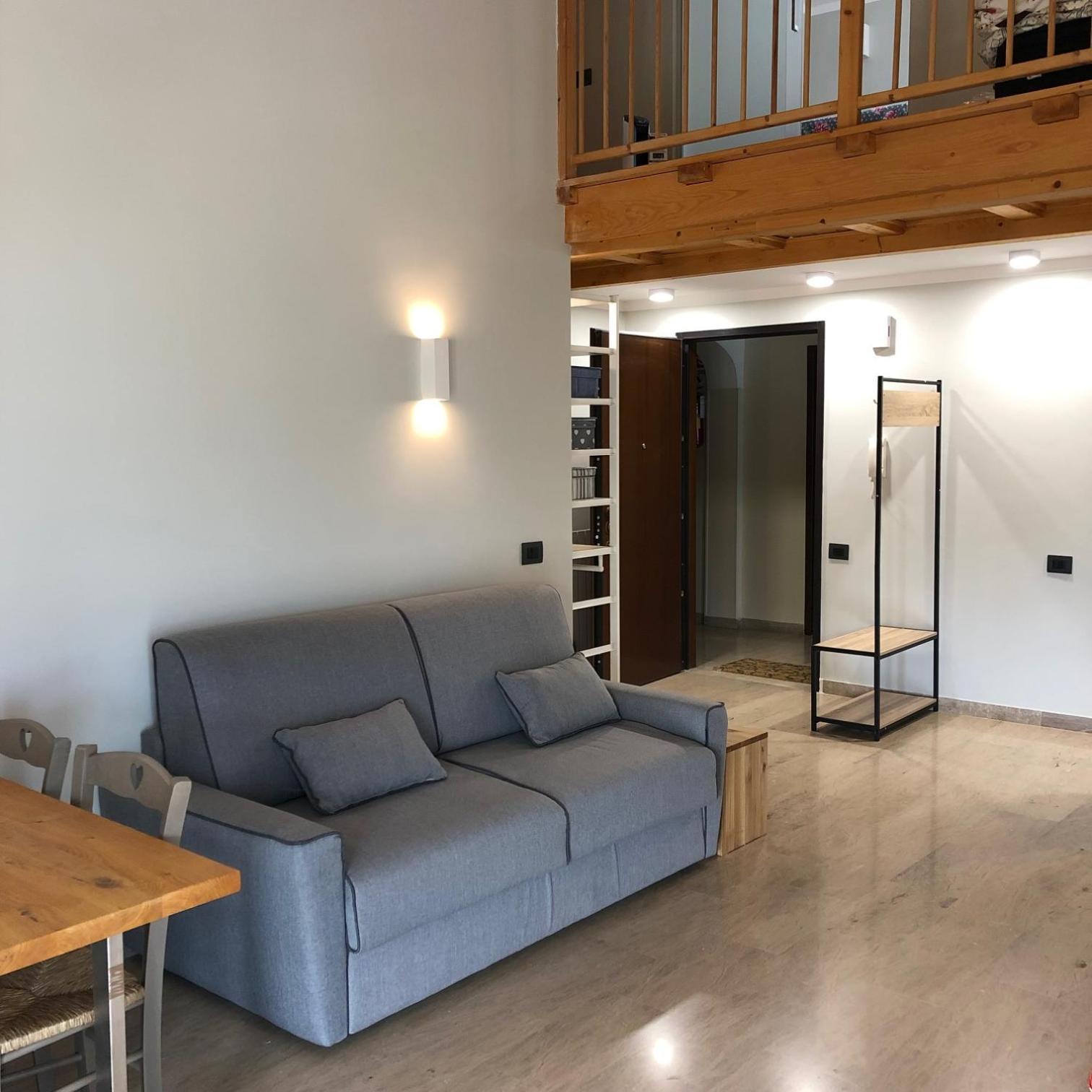 Seeblickwohnung Sirmione - Fronte Lago Mit Privatsteg Екстериор снимка